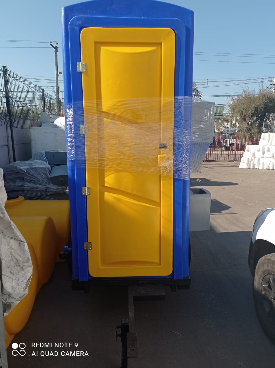 Baño Químico Doble con Carro de Arrastre Modelo Estandar - Imagen 3