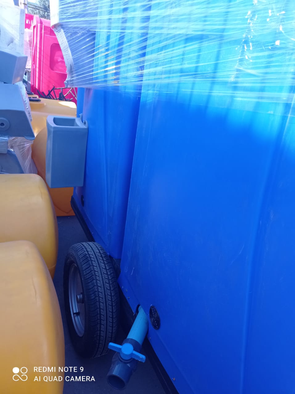 Baño Químico Doble con Carro de Arrastre Modelo Estandar - Imagen 4